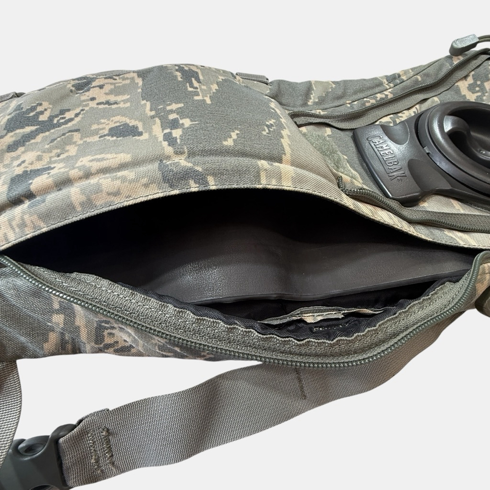 CamelBak Thermobak 3L Hydration Backpack Digital Camo Military Tactical Pack - Picture 4 of 10